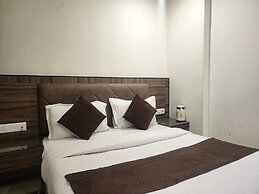 Hotel Merry Gold
