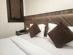 Hotel Merry Gold