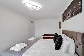 3 Bedroom and 2 Bath House with Balcony