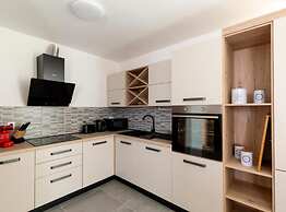 Charming Apartment Sant Elia