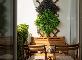 Charming Apartment Sant Elia