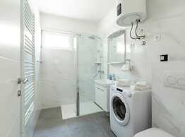 Charming Apartment Sant Elia