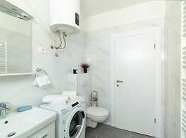 Charming Apartment Sant Elia