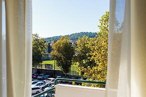 Shine of Life Luxury Rooms