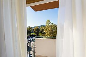 Shine of Life Luxury Rooms