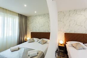 Shine of Life Luxury Rooms