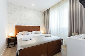 Shine of Life Luxury Rooms