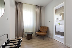 Shine of Life Luxury Rooms