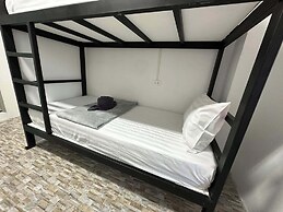 Phuket Hostel at Rawai