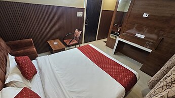 Tirupati Lodge