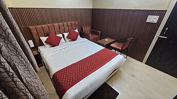 Tirupati Lodge