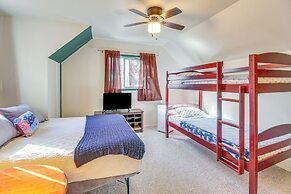 Secluded Cabin w/ Furnished Deck in Scenic Pinetop