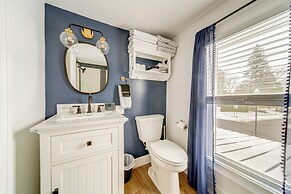 2 Mi to Lake Erie: Westfield Retreat w/ Deck!