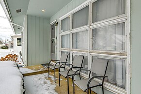 4 Mi to Dtwn: Pet-friendly Home in Utica