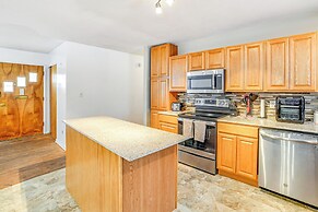 4 Mi to Dtwn: Pet-friendly Home in Utica