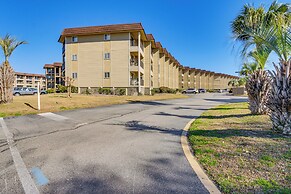 Walk to Folly Field Beach: Condo w/ 2 Pools!