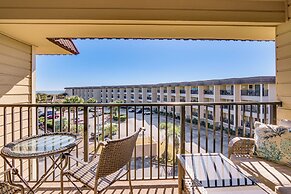 Walk to Folly Field Beach: Condo w/ 2 Pools!