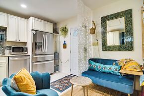 3 Mi to Vinoy Park: St Petersburg Gem w/ Patio!