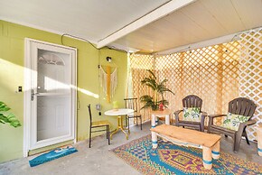 3 Mi to Vinoy Park: St Petersburg Gem w/ Patio!