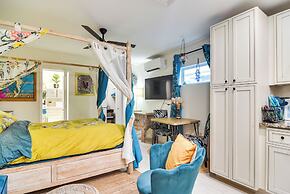 3 Mi to Vinoy Park: St Petersburg Gem w/ Patio!
