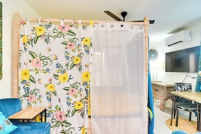 3 Mi to Vinoy Park: St Petersburg Gem w/ Patio!