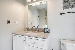 Modern Townhome at Wintergreen Resort