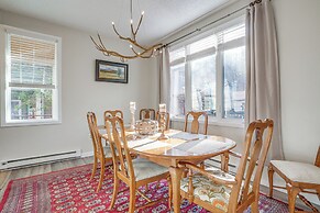 Modern Townhome at Wintergreen Resort