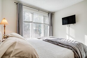 Modern Townhome at Wintergreen Resort