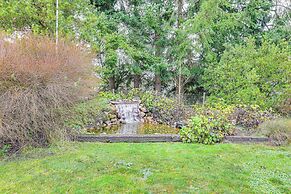 11 Mi to Olympic National Park: Home w/ Deck!