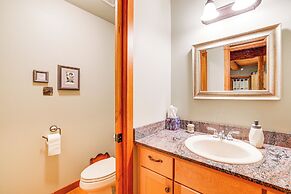 11 Mi to Olympic National Park: Home w/ Deck!