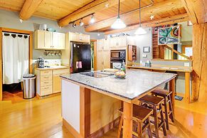 11 Mi to Olympic National Park: Home w/ Deck!