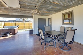 Private Hot Tub & Pickleball Court: Baird Home!