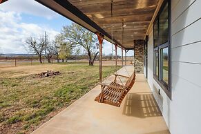 Private Hot Tub & Pickleball Court: Baird Home!