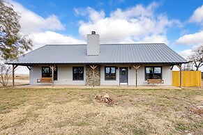Private Hot Tub & Pickleball Court: Baird Home!