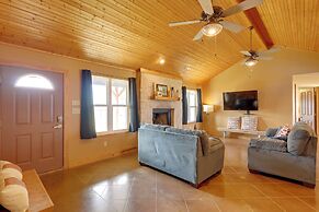 Private Hot Tub & Pickleball Court: Baird Home!