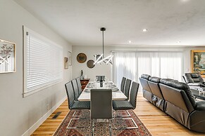 2 Mi to Beach: Home w/ Patio in Del Rey Oaks!