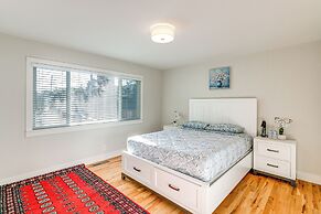 2 Mi to Beach: Home w/ Patio in Del Rey Oaks!