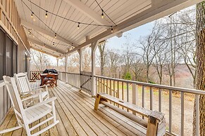 5 Mi to Beaver Lake: Family Cabin w/ Game Room