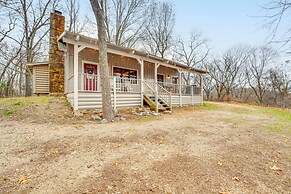 5 Mi to Beaver Lake: Family Cabin w/ Game Room
