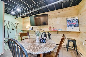 Lake Access & Dock: Remote Mio-area Cottage