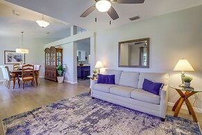 Close to Family Park: Home w/ Screened Lanai!