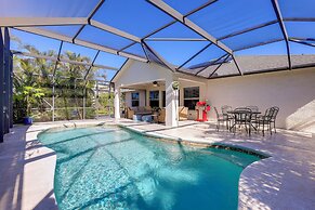 Close to Family Park: Home w/ Screened Lanai!