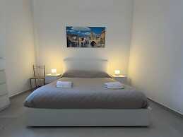 Casa Maria in Roma With 1 Bedrooms and 1 Bathrooms