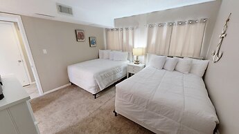 Beach House 501a 2 Bedroom Condo