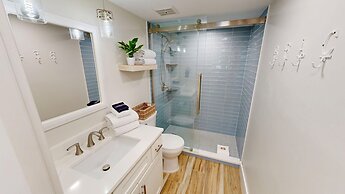 Beach House 501a 2 Bedroom Condo