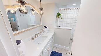 Beach House 501a 2 Bedroom Condo