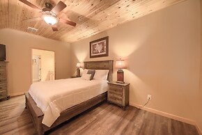 Oma13a14 Gruene Bungalow At Old Mills Resort 6 Bedroom Condo