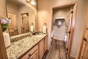 Oma13a14 Gruene Bungalow At Old Mills Resort 6 Bedroom Condo