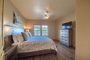 Oma13a14 Gruene Bungalow At Old Mills Resort 6 Bedroom Condo