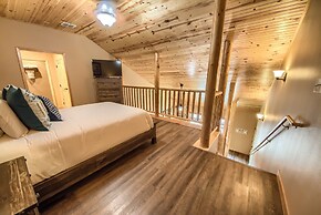 Oma13a14 Gruene Bungalow At Old Mills Resort 6 Bedroom Condo